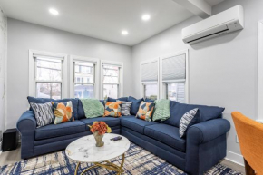 Modern Escape 3BR Apt with Parking